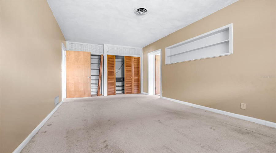 Haines City, Florida 33844, 5 Bedroom Bedrooms, ,3 Bathroombathrooms,Residential,For Sale,Crest,0,Mfrp4939708