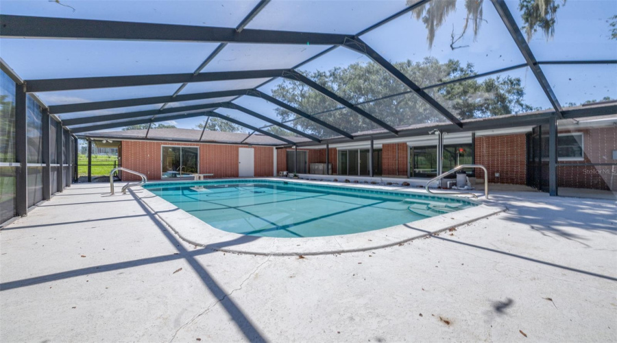 Haines City, Florida 33844, 5 Bedroom Bedrooms, ,3 Bathroombathrooms,Residential,For Sale,Crest,0,Mfrp4939708