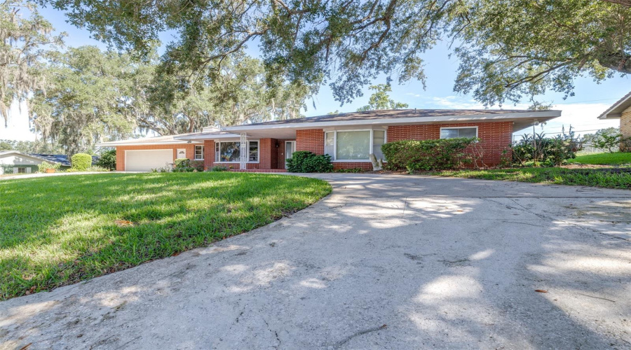 Haines City, Florida 33844, 5 Bedroom Bedrooms, ,3 Bathroombathrooms,Residential,For Sale,Crest,0,Mfrp4939708