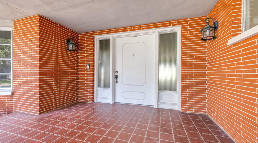 Haines City, Florida 33844, 5 Bedroom Bedrooms, ,3 Bathroombathrooms,Residential,For Sale,Crest,0,Mfrp4939708