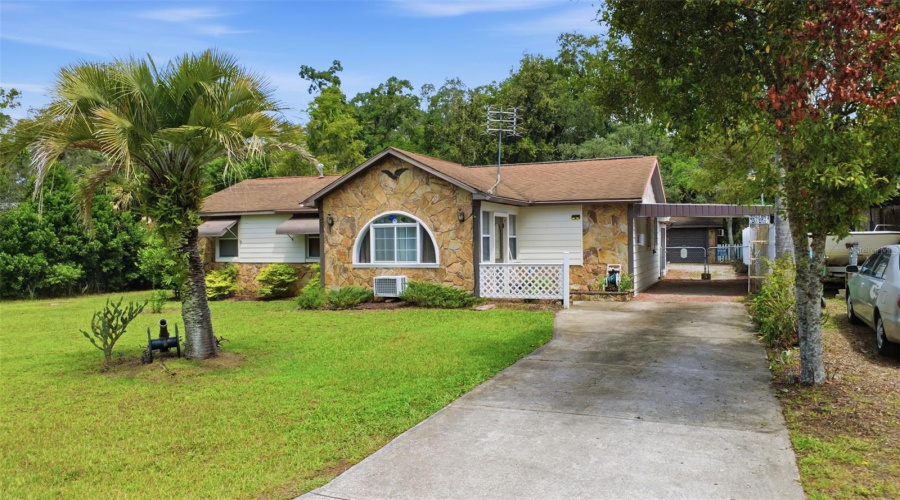 Debary, Florida 32713, 3 Bedroom Bedrooms, ,2 Bathroombathrooms,Residential,For Sale,Riviera,0,Mfrg5116913