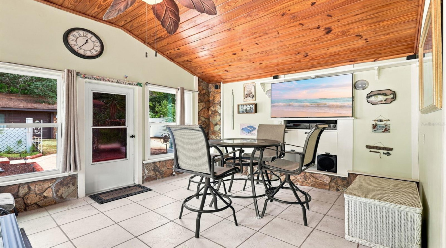 Debary, Florida 32713, 3 Bedroom Bedrooms, ,2 Bathroombathrooms,Residential,For Sale,Riviera,0,Mfrg5116913