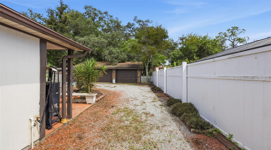 Debary, Florida 32713, 3 Bedroom Bedrooms, ,2 Bathroombathrooms,Residential,For Sale,Riviera,0,Mfrg5116913