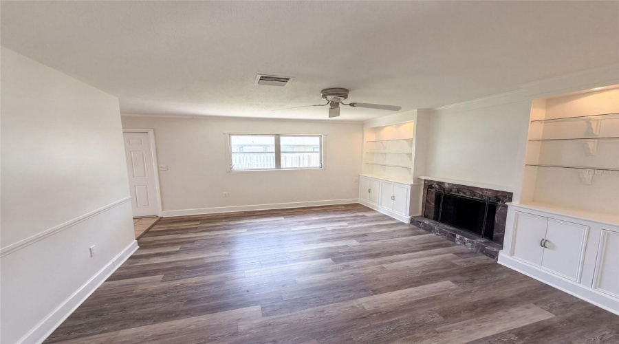 Melbourne, Florida 32901, 3 Bedroom Bedrooms, ,2 Bathroombathrooms,Residential,For Sale,Fairway,0,Mfro6436084