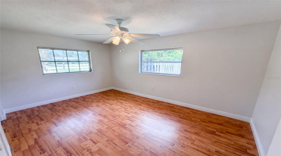 Melbourne, Florida 32901, 3 Bedroom Bedrooms, ,2 Bathroombathrooms,Residential,For Sale,Fairway,0,Mfro6436084