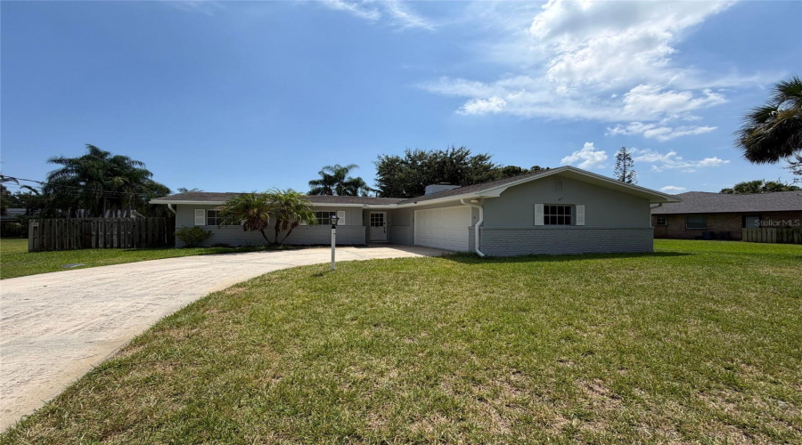 Melbourne, Florida 32901, 3 Bedroom Bedrooms, ,2 Bathroombathrooms,Residential,For Sale,Fairway,0,Mfro6436084