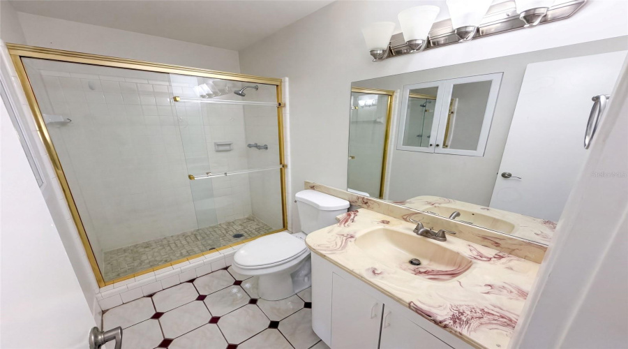 Melbourne, Florida 32901, 3 Bedroom Bedrooms, ,2 Bathroombathrooms,Residential,For Sale,Fairway,0,Mfro6436084