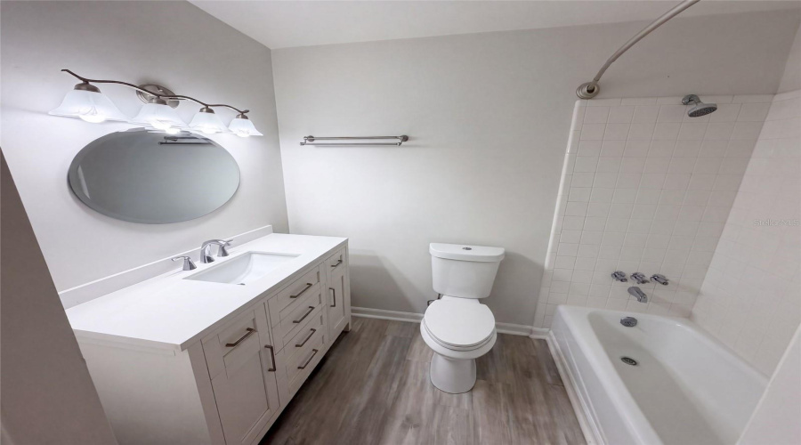 Melbourne, Florida 32901, 3 Bedroom Bedrooms, ,2 Bathroombathrooms,Residential,For Sale,Fairway,0,Mfro6436084