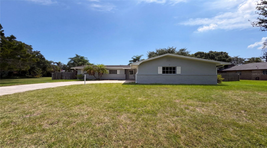Melbourne, Florida 32901, 3 Bedroom Bedrooms, ,2 Bathroombathrooms,Residential,For Sale,Fairway,0,Mfro6436084