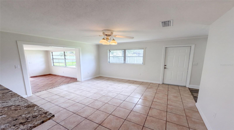Melbourne, Florida 32901, 3 Bedroom Bedrooms, ,2 Bathroombathrooms,Residential,For Sale,Fairway,0,Mfro6436084