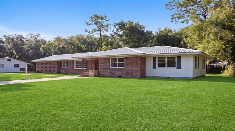 Palatka, Florida 32177, 3 Bedroom Bedrooms, ,2 Bathroombathrooms,Residential,For Sale,Golf,0,Mfrgc542889