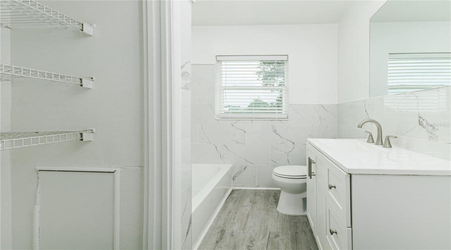 Lakeland, Florida 33810, 3 Bedroom Bedrooms, ,2 Bathroombathrooms,Residential,For Sale,Knights Station,0,Mfrtb8524717