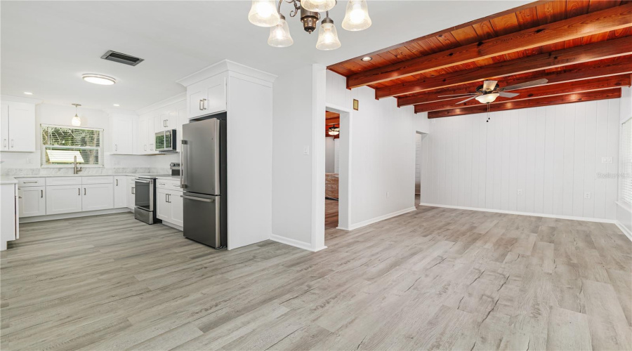 Lakeland, Florida 33810, 3 Bedroom Bedrooms, ,2 Bathroombathrooms,Residential,For Sale,Knights Station,0,Mfrtb8524717
