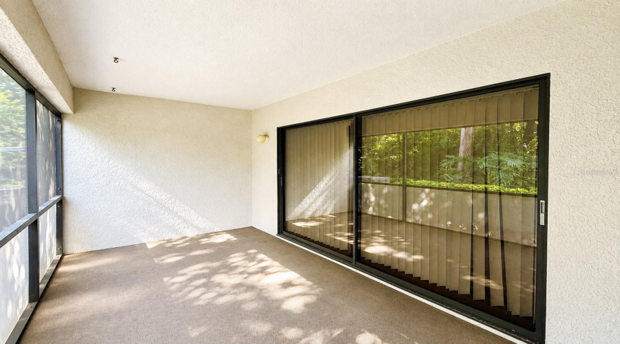Clearwater, Florida 33763, 2 Bedroom Bedrooms, ,2 Bathroombathrooms,Residential,For Sale,Royal Pines,0,Mfrtb8538041