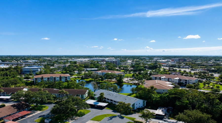 Clearwater, Florida 33763, 2 Bedroom Bedrooms, ,2 Bathroombathrooms,Residential,For Sale,Royal Pines,0,Mfrtb8538041