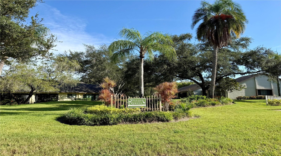 Clearwater, Florida 33763, 2 Bedroom Bedrooms, ,2 Bathroombathrooms,Residential,For Sale,Royal Pines,0,Mfrtb8538041