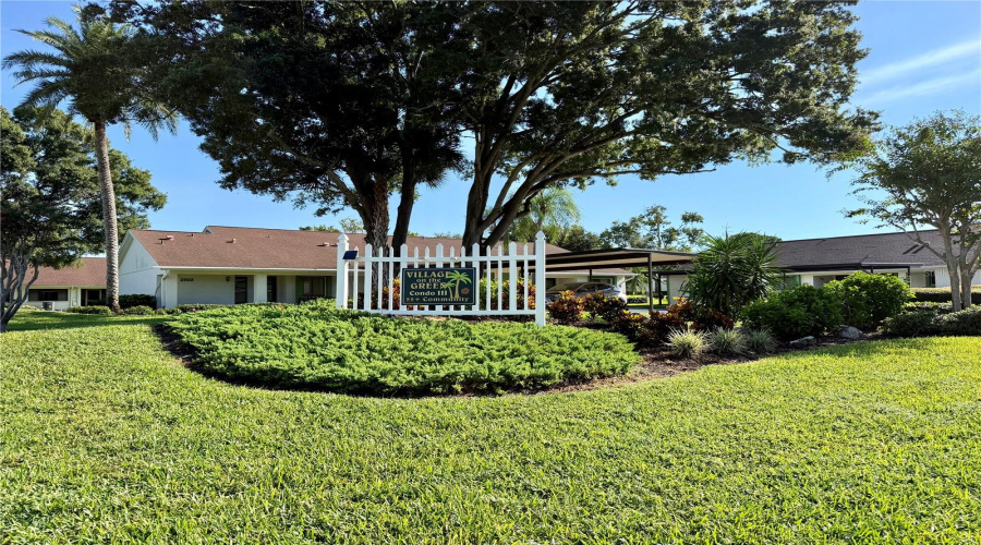 Clearwater, Florida 33763, 2 Bedroom Bedrooms, ,2 Bathroombathrooms,Residential,For Sale,Royal Pines,0,Mfrtb8538041