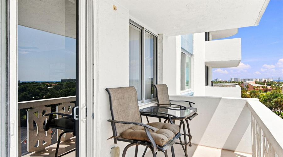 Daytona Beach, Florida 32118, 1 Bedroom Bedrooms, ,1 Bathroombathrooms,Residential,For Sale,Halifax,0,Mfrv4950902