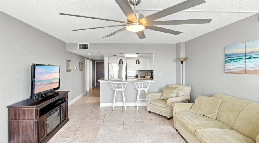 Daytona Beach, Florida 32118, 1 Bedroom Bedrooms, ,1 Bathroombathrooms,Residential,For Sale,Halifax,0,Mfrv4950902