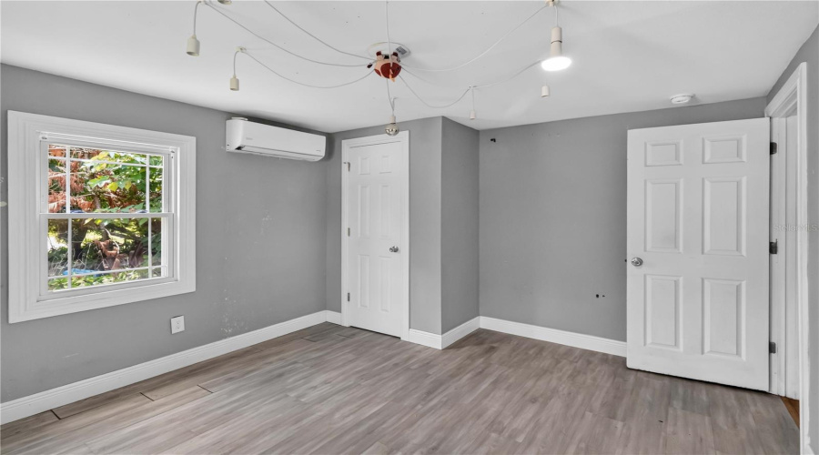 Brandon, Florida 33511, 3 Bedroom Bedrooms, ,2 Bathroombathrooms,Residential,For Sale,Kings,0,Mfrtb8540031