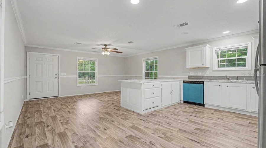 Bronson, Florida 32621, 2 Bedroom Bedrooms, ,2 Bathroombathrooms,Residential,For Sale,Marshburn,0,Mfrgc542899