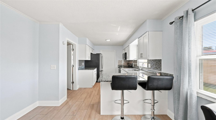 Orlando, Florida 32809, 4 Bedroom Bedrooms, ,2 Bathroombathrooms,Residential,For Sale,Willow Oak,0,Mfro6436454