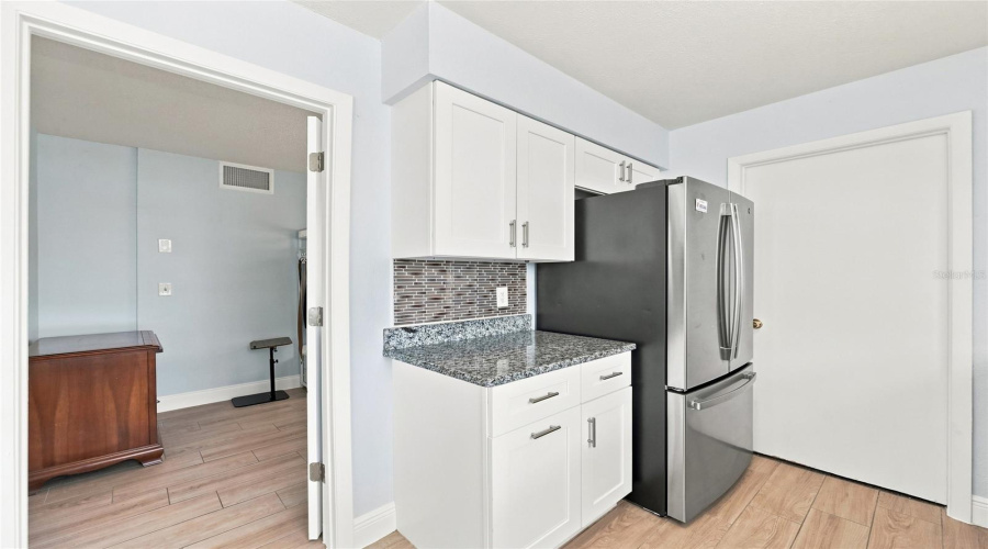Orlando, Florida 32809, 4 Bedroom Bedrooms, ,2 Bathroombathrooms,Residential,For Sale,Willow Oak,0,Mfro6436454