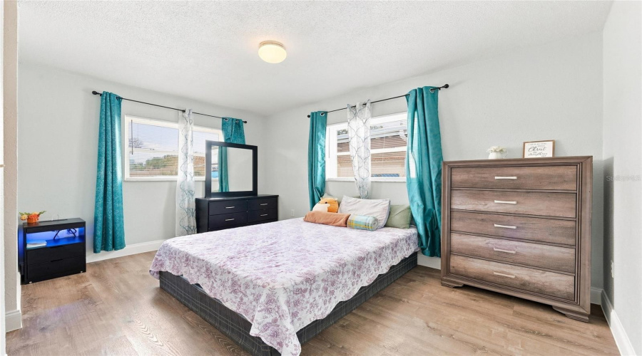 Orlando, Florida 32809, 4 Bedroom Bedrooms, ,2 Bathroombathrooms,Residential,For Sale,Willow Oak,0,Mfro6436454