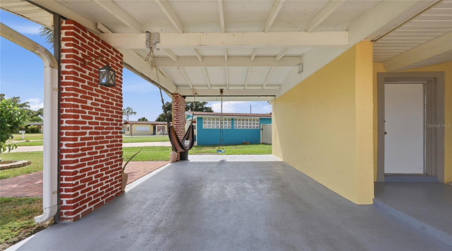 Orlando, Florida 32809, 4 Bedroom Bedrooms, ,2 Bathroombathrooms,Residential,For Sale,Willow Oak,0,Mfro6436454