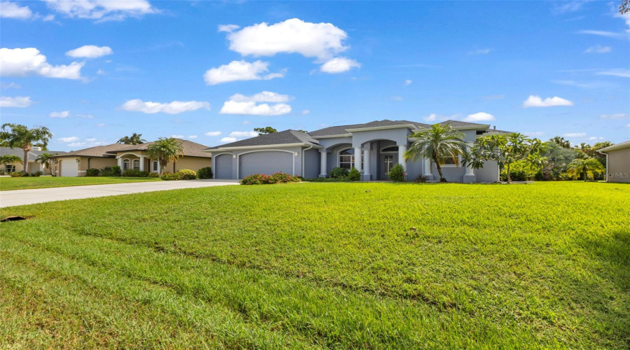 Port Charlotte, Florida 33948, 3 Bedroom Bedrooms, ,2 Bathroombathrooms,Residential,For Sale,Pebble Creek,0,Mfrc7529903