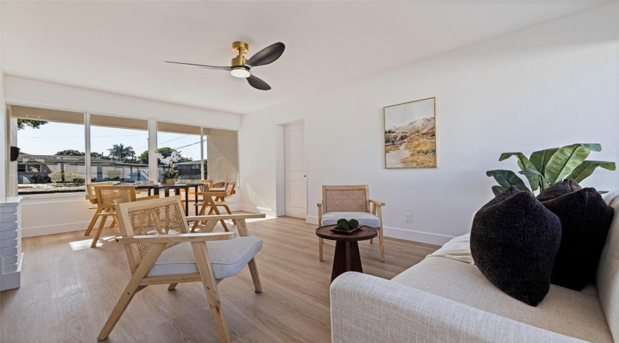 St Petersburg, Florida 33713, 2 Bedroom Bedrooms, ,2 Bathroombathrooms,Residential,For Sale,38Th,0,Mfrtb8542523