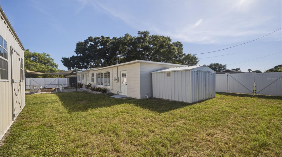 St Petersburg, Florida 33713, 2 Bedroom Bedrooms, ,2 Bathroombathrooms,Residential,For Sale,38Th,0,Mfrtb8542523