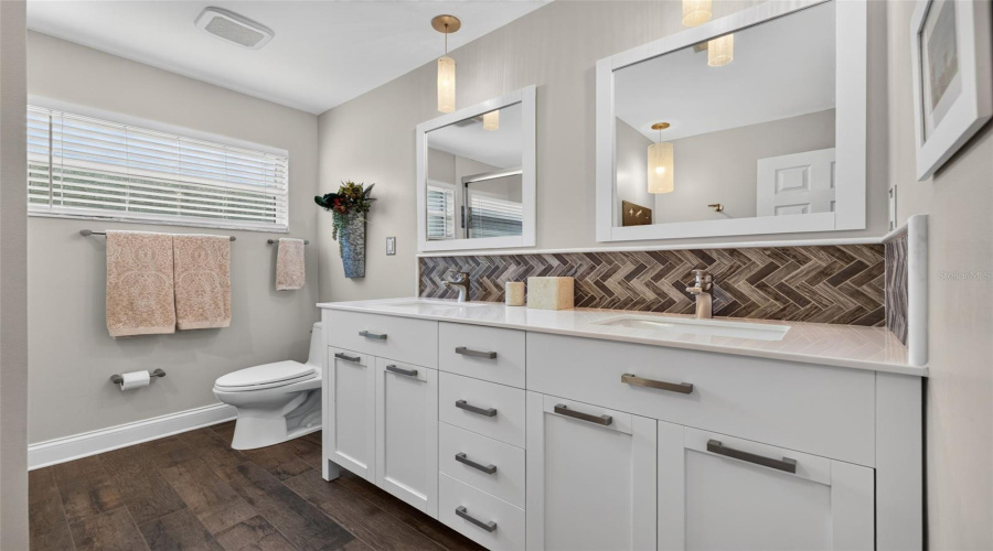 Bathroom #2