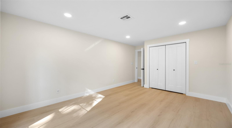 Longwood, Florida 32779, 5 Bedroom Bedrooms, ,3 Bathroombathrooms,Residential,For Sale,Sweetwater,0,Mfrv4950849