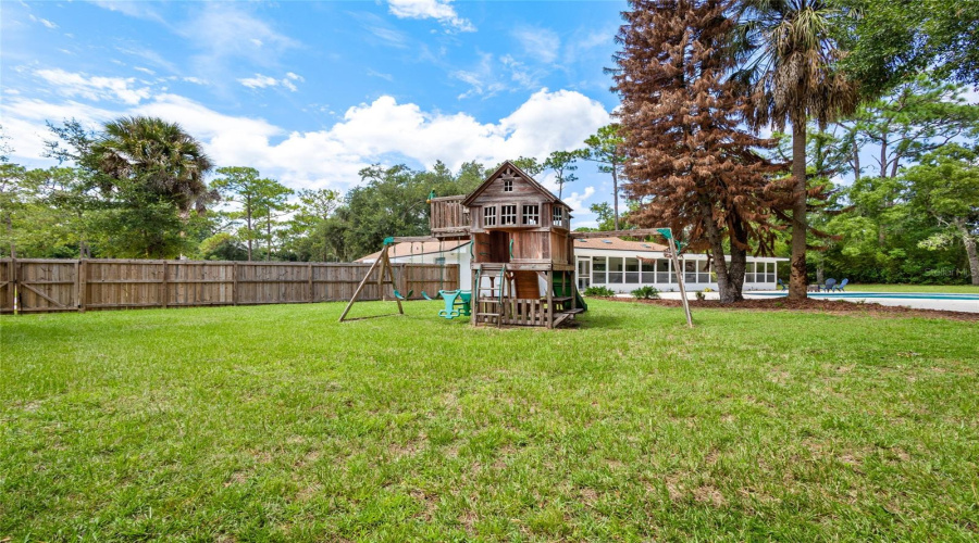 Longwood, Florida 32779, 5 Bedroom Bedrooms, ,3 Bathroombathrooms,Residential,For Sale,Sweetwater,0,Mfrv4950849