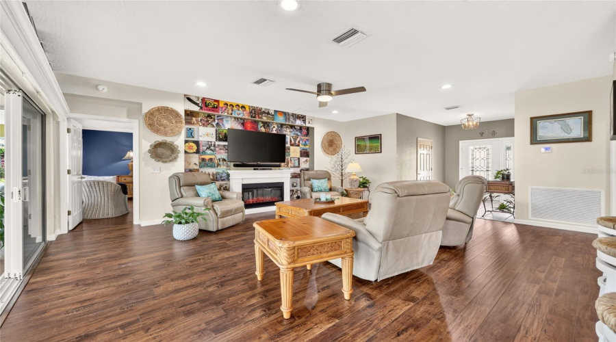 Summerfield, Florida 34491, 2 Bedroom Bedrooms, ,2 Bathroombathrooms,Residential,For Sale,91St,0,Mfrom730988