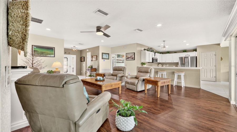 Summerfield, Florida 34491, 2 Bedroom Bedrooms, ,2 Bathroombathrooms,Residential,For Sale,91St,0,Mfrom730988