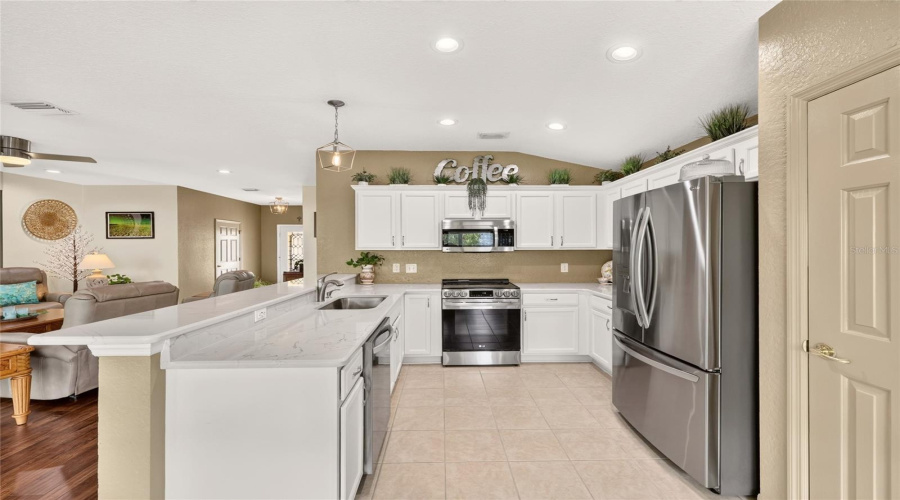 Summerfield, Florida 34491, 2 Bedroom Bedrooms, ,2 Bathroombathrooms,Residential,For Sale,91St,0,Mfrom730988