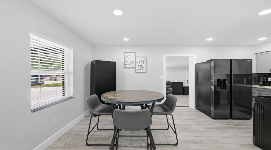 Tampa, Florida 33610, 4 Bedroom Bedrooms, ,2 Bathroombathrooms,Residential,For Sale,Tudor,0,Mfrtb8542061