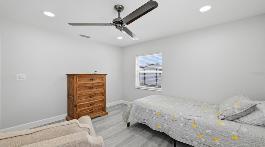Tampa, Florida 33610, 4 Bedroom Bedrooms, ,2 Bathroombathrooms,Residential,For Sale,Tudor,0,Mfrtb8542061