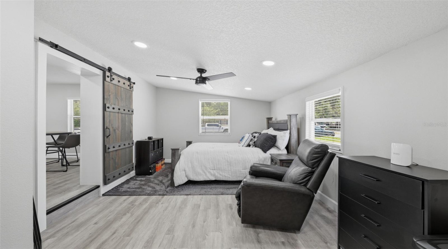 Tampa, Florida 33610, 4 Bedroom Bedrooms, ,2 Bathroombathrooms,Residential,For Sale,Tudor,0,Mfrtb8542061