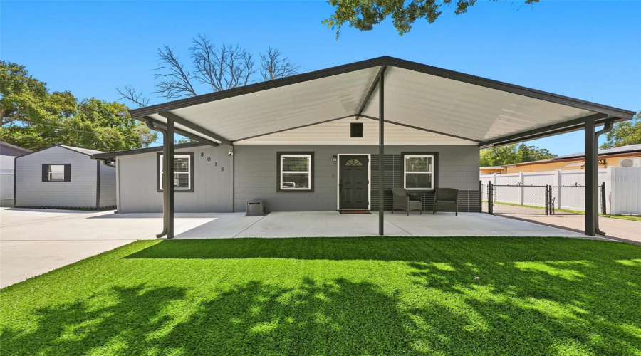Tampa, Florida 33610, 4 Bedroom Bedrooms, ,2 Bathroombathrooms,Residential,For Sale,Tudor,0,Mfrtb8542061