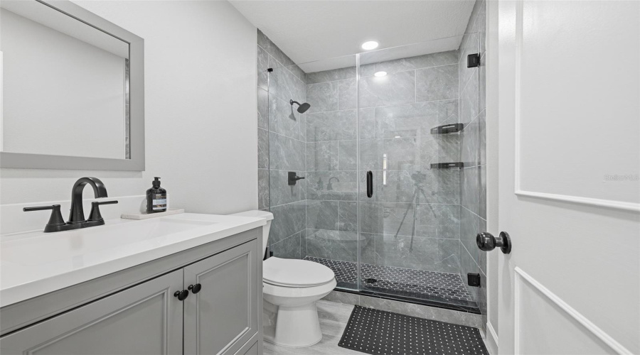 Tampa, Florida 33610, 4 Bedroom Bedrooms, ,2 Bathroombathrooms,Residential,For Sale,Tudor,0,Mfrtb8542061