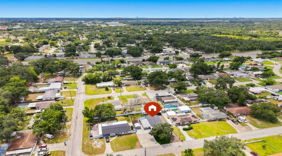 Tampa, Florida 33610, 4 Bedroom Bedrooms, ,2 Bathroombathrooms,Residential,For Sale,Tudor,0,Mfrtb8542061