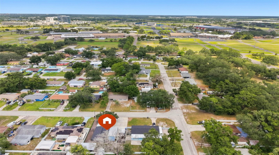 Tampa, Florida 33610, 4 Bedroom Bedrooms, ,2 Bathroombathrooms,Residential,For Sale,Tudor,0,Mfrtb8542061