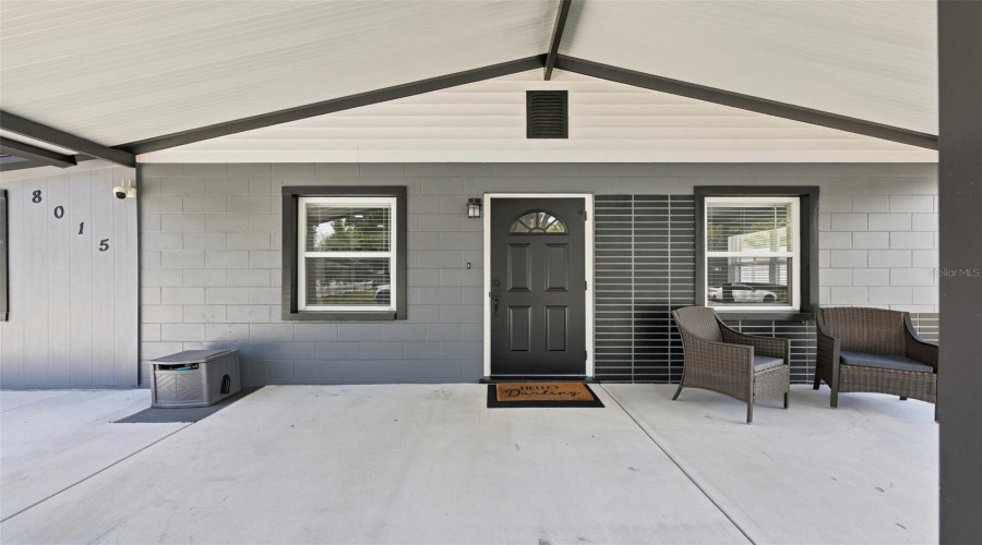 Tampa, Florida 33610, 4 Bedroom Bedrooms, ,2 Bathroombathrooms,Residential,For Sale,Tudor,0,Mfrtb8542061