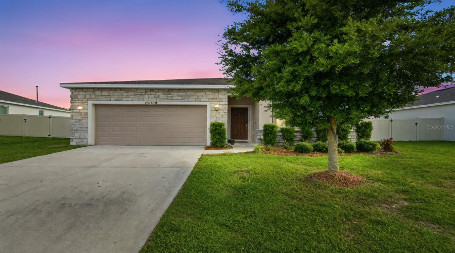 Sorrento, Florida 32776, 4 Bedroom Bedrooms, ,2 Bathroombathrooms,Residential,For Sale,Sunnys Halo,0,Mfro6419930