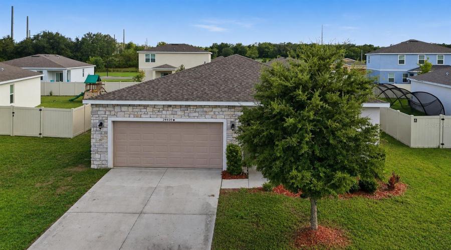 Sorrento, Florida 32776, 4 Bedroom Bedrooms, ,2 Bathroombathrooms,Residential,For Sale,Sunnys Halo,0,Mfro6419930