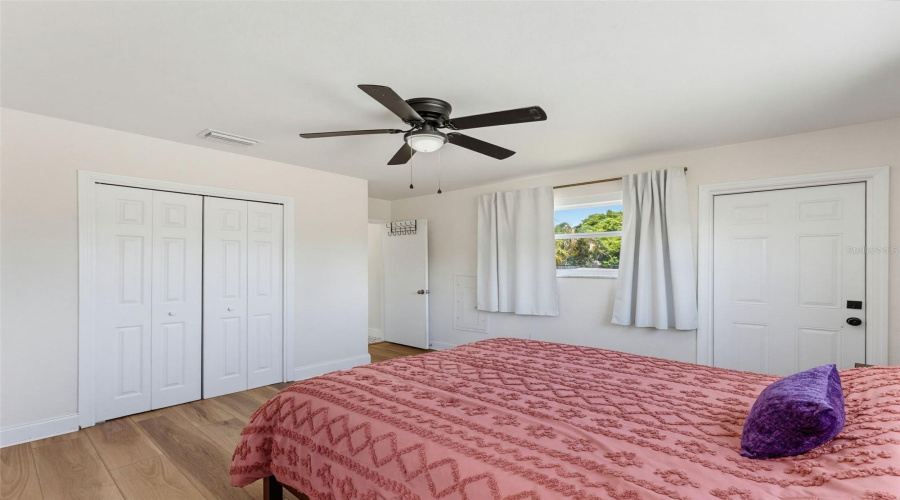 St Petersburg, Florida 33713, 3 Bedroom Bedrooms, ,2 Bathroombathrooms,Residential,For Sale,42Nd,0,Mfrtb8542489