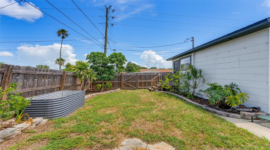 St Petersburg, Florida 33713, 3 Bedroom Bedrooms, ,2 Bathroombathrooms,Residential,For Sale,42Nd,0,Mfrtb8542489